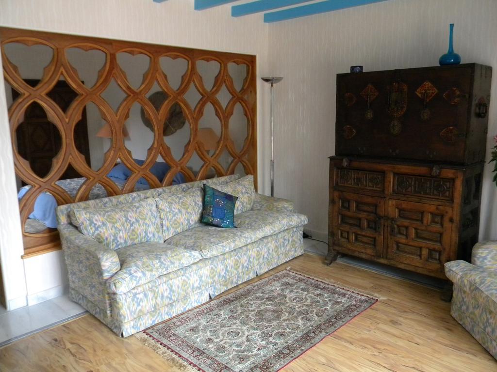 Les Arbousiers Otel Céret Oda fotoğraf