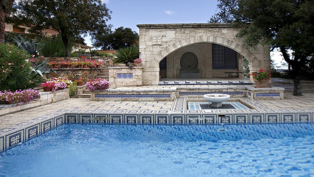 Les Arbousiers Otel Céret Dış mekan fotoğraf
